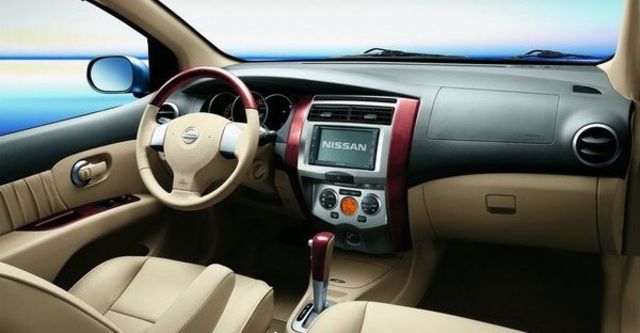 2010 Nissan Livina 1.8 H  第5張相片