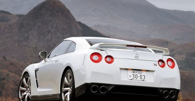 2009 Nissan GT-R Coupe  第14張相片