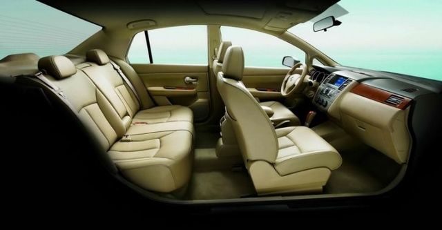 2009 Nissan Tiida 1.8 5D B  第9張相片