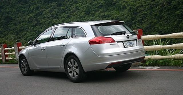 2011 Opel Insignia Sports Tourer 2.0 CDTI  第3張相片