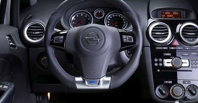 2010 Opel Corsa OPC  第8張相片