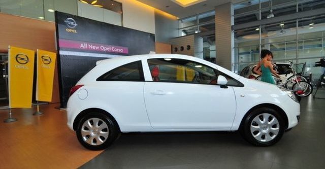 2009 Opel Corsa 1.4 Enjoy 3D  第10張相片