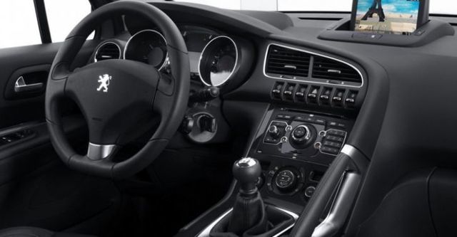 2014 Peugeot 3008 2.0 HDi Premium  第7張相片