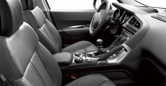 2014 Peugeot 3008 2.0 HDi Premium  第9張相片