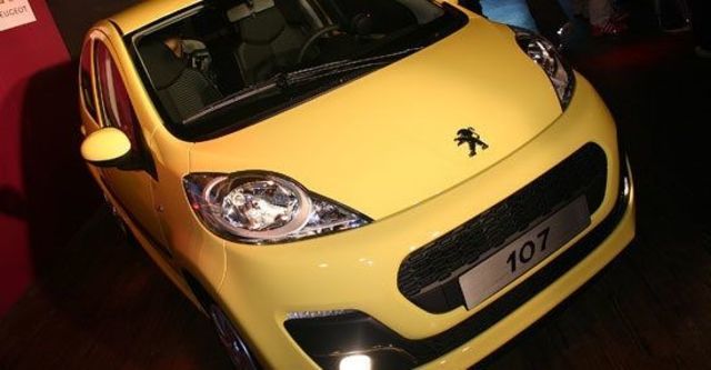 2013 Peugeot 107 羅浮經典版  第1張相片