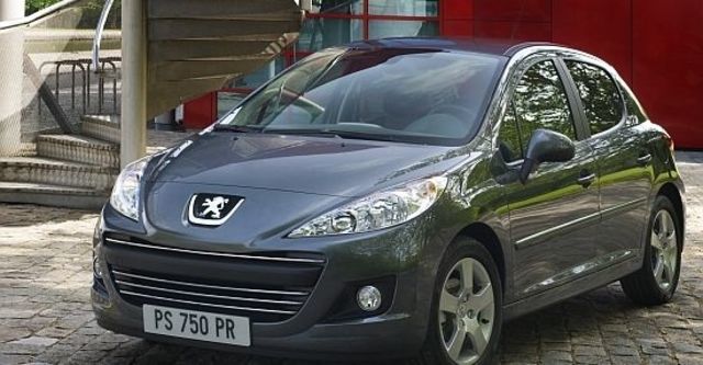 2013 Peugeot 207 1.6全景天窗版  第4張相片