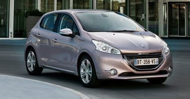 2013 Peugeot 208 1.6 e-HDi  第5張相片