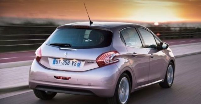 2013 Peugeot 208 1.6 VTi AT  第8張相片