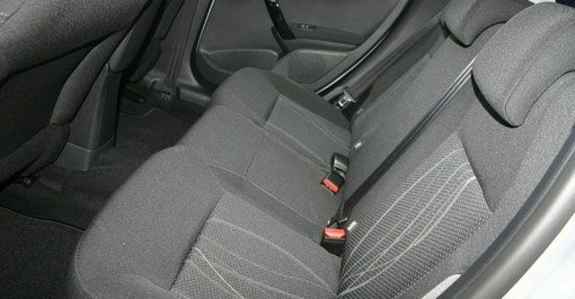 2013 Peugeot 208 1.6 VTi MT  第8張相片