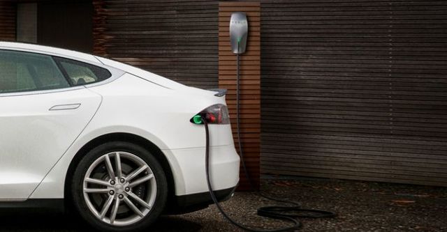 2017 Tesla Model S 100D  第2張相片
