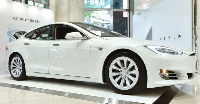 2017 Tesla Model S 100D  第4張相片
