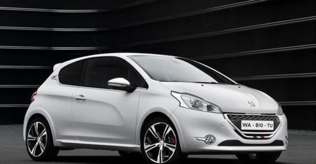 2013 Peugeot 208 GTi  第1張相片