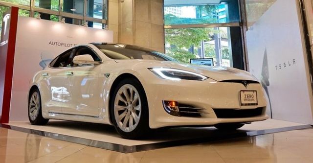 2017 Tesla Model S 90D  第1張相片