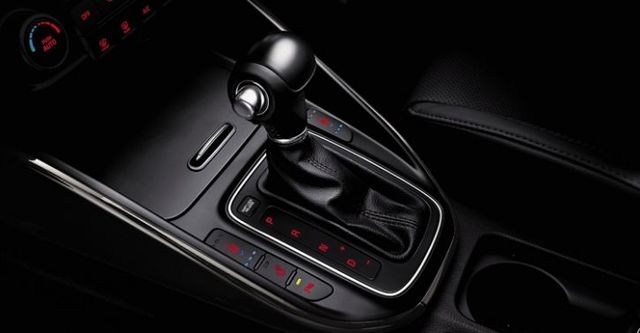 2017 Kia Carens(NEW) CRDi 柴油科技版  第8張相片