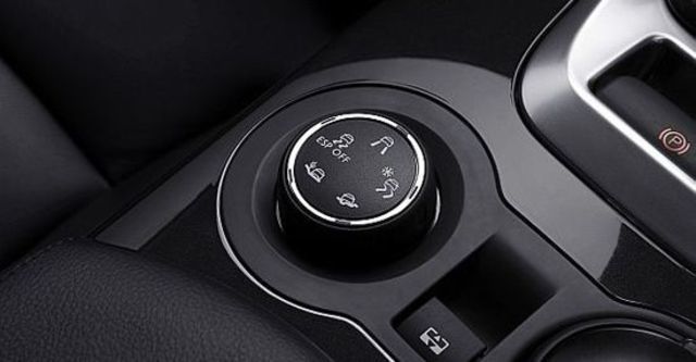 2013 Peugeot 3008 2.0 HDi Premium  第8張相片