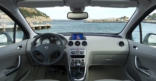 2012 Peugeot 308 SW 2.0 HDi Active Navi  第6張相片