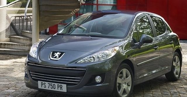 2011 Peugeot 207 5D 1.6全景天窗版  第4張相片