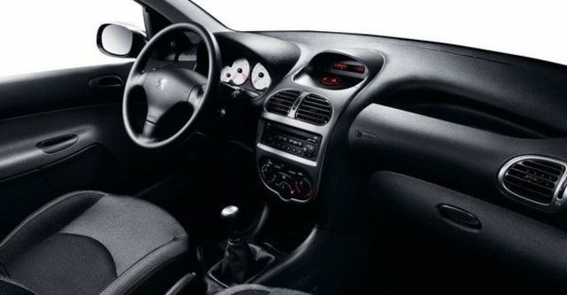 2009 Peugeot 206 1.6  第6張相片