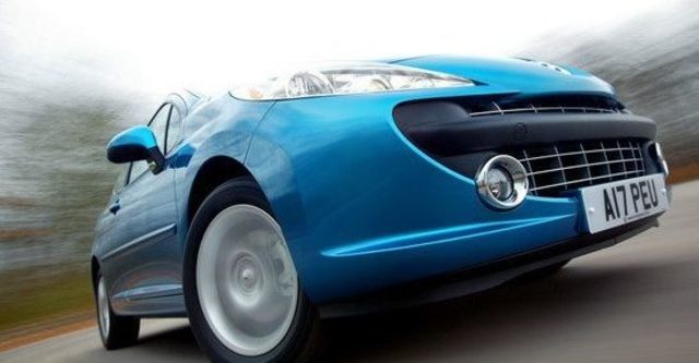 2009 Peugeot 207 1.6 5D全景天窗版  第5張相片