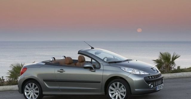 2009 Peugeot 207 CC 1.6  第4張相片