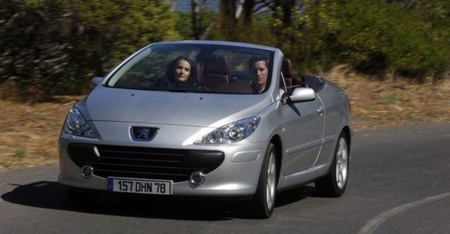 2009 Peugeot 307 CC 2  第3張相片