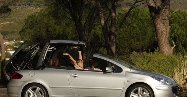 2009 Peugeot 307 CC 2  第6張相片