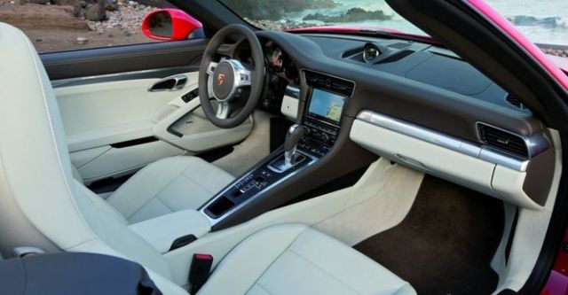 2015 Porsche 911 Carrera S Cabriolet  第9張相片