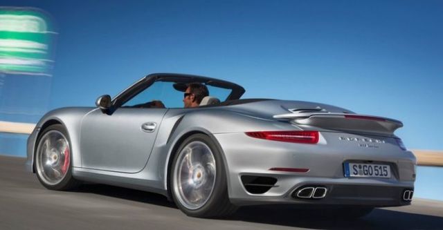 2015 Porsche 911 Turbo Cabriolet  第2張相片