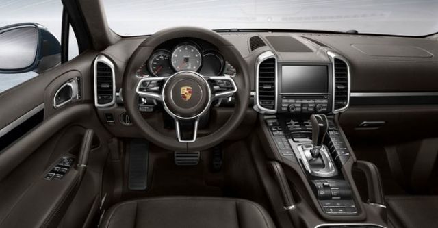 2015 Porsche Cayenne Turbo  第10張相片