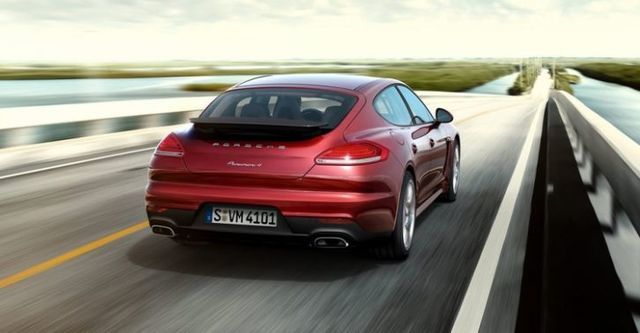 2015 Porsche Panamera 4  第2張相片