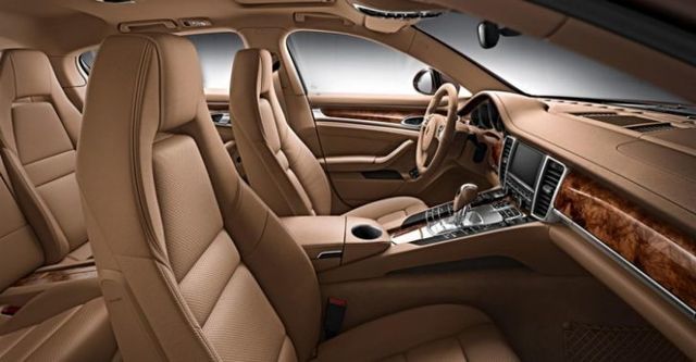 2015 Porsche Panamera 4  第7張相片