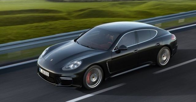 2015 Porsche Panamera Turbo  第2張相片