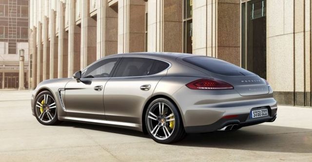 2015 Porsche Panamera Turbo S  第4張相片
