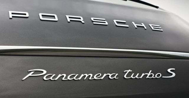 2015 Porsche Panamera Turbo S  第6張相片