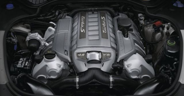 2015 Porsche Panamera Turbo S  第7張相片