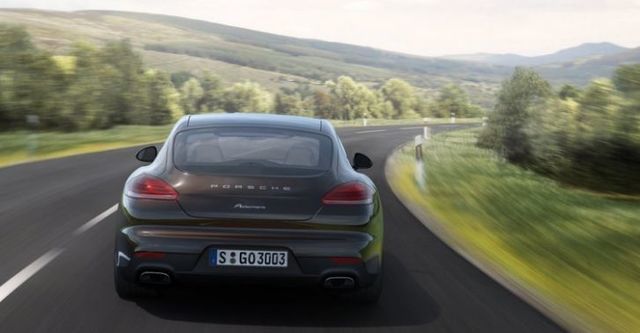 2015 Porsche Panamera V6  第5張相片