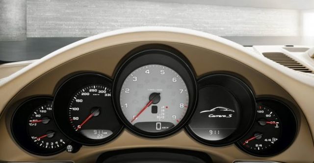 2014 Porsche 911 Carrera S Coupe  第9張相片