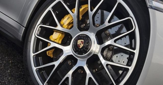 2014 Porsche 911 Turbo S Cabriolet  第6張相片