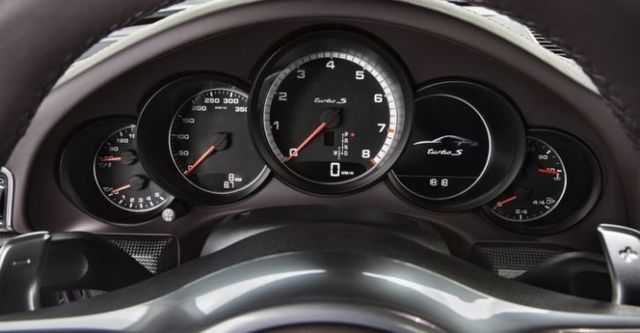 2014 Porsche 911 Turbo S Cabriolet  第8張相片