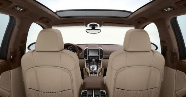 2014 Porsche Cayenne Diesel Tiptronic  第10張相片