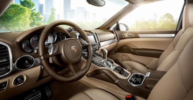 2014 Porsche Cayenne S Diesel Tiptronic  第6張相片