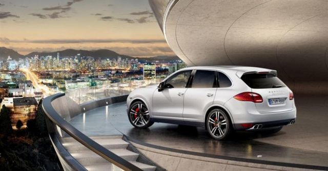 2014 Porsche Cayenne Turbo S Tiptronic  第5張相片