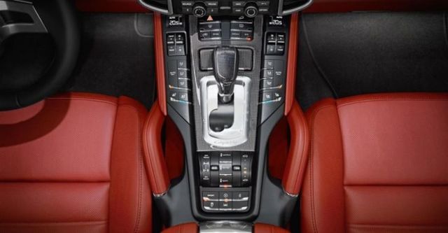2014 Porsche Cayenne Turbo S Tiptronic  第10張相片