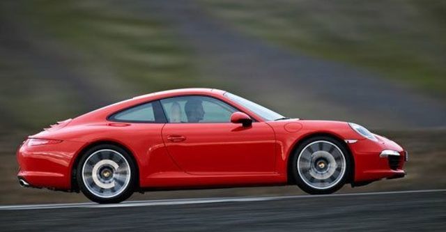 2013 Porsche 911 Carrera Coupe  第6張相片