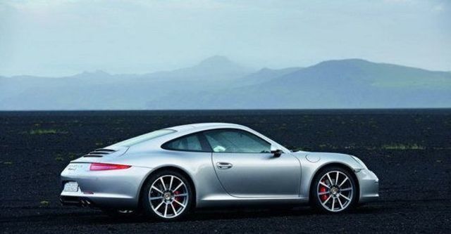 2013 Porsche 911 Carrera S Coupe  第8張相片
