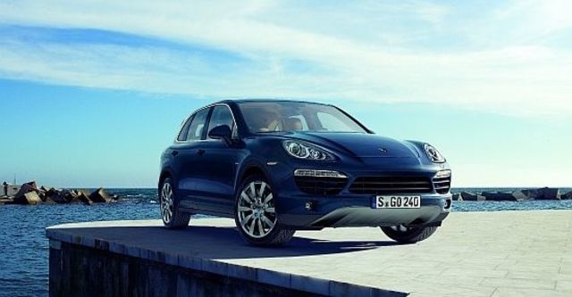 2013 Porsche Cayenne Diesel Tiptronic  第2張相片