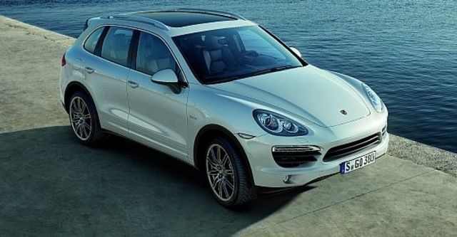 2013 Porsche Cayenne S Hybrid Tiptronic  第2張相片