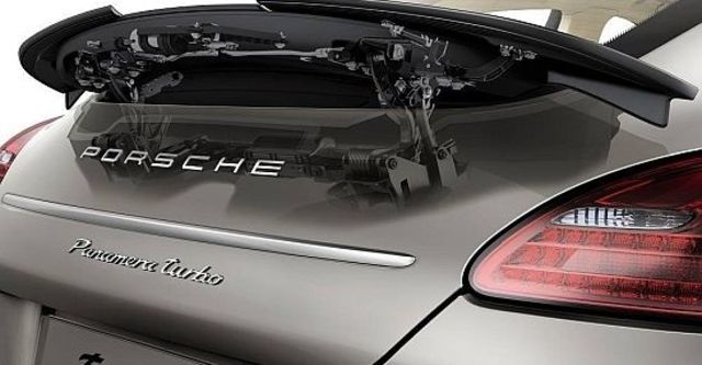 2013 Porsche Panamera Turbo  第9張相片