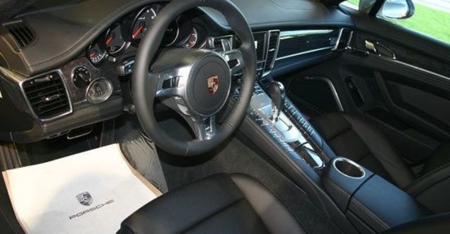2013 Porsche Panamera Turbo S  第9張相片