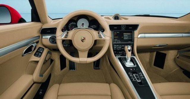 2012 Porsche 911 Carrera Coupe  第8張相片